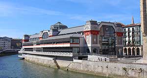 Mercado de la Ribera: El mercado cubierto más grande de Europa